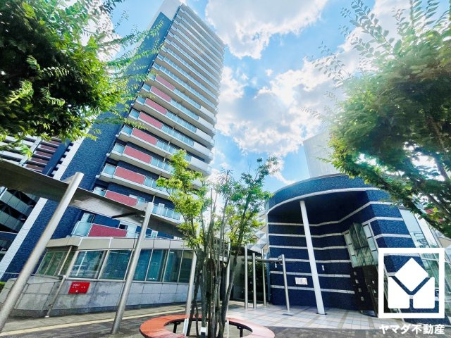 パデシオン六地蔵ザ・タワーレジデンスの外観