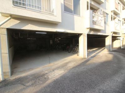 【駐車場】 | 中井マンション