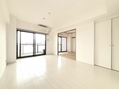 【居間・リビング】 | シティ武蔵藤沢 | リフォーム前の写真になります