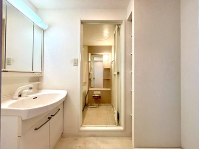 【洗面所】 | シティ武蔵藤沢 | リフォーム前の写真になります