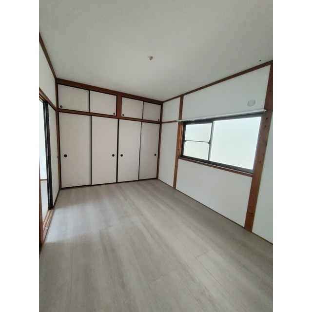 羽島郡岐南町平島７丁目の一戸建ての居間・リビング