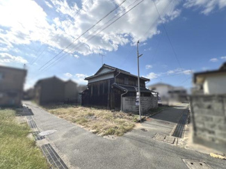 【前面道路含む現地写真】