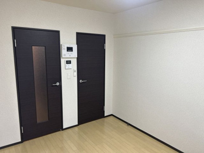 【居間・リビング】 | レオネクストフォレストミー谷原