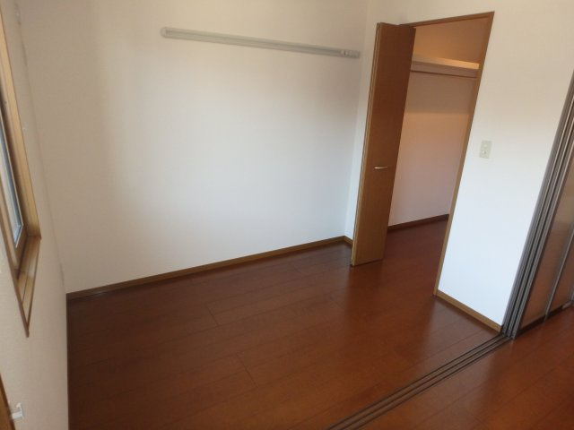 スカイメゾンの洋室|別部屋反転間取のお写真になります。参考にご覧くださいませ。別部屋同間取りのお写真となります。参考にご覧くださいませ。