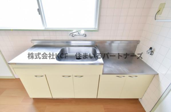 リバーサイドマンションのキッチン