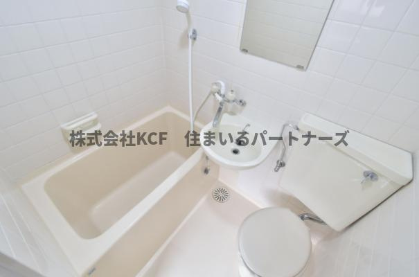 リバーサイドマンションの浴室