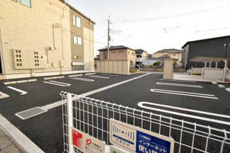 【駐車場】 | メゾン　フラン