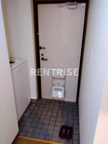 プランタンの玄関