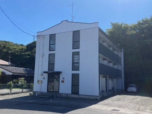 レオパレスマリンの外観