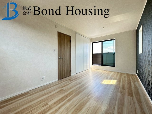 JR西明石駅徒歩9分・周辺環境充実で生活しやすい　野々上の洋室