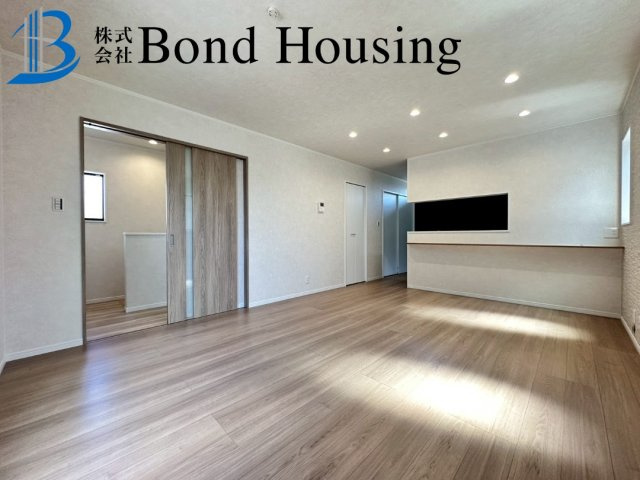 JR西明石駅徒歩9分・周辺環境充実で生活しやすい　野々上の居間・リビング