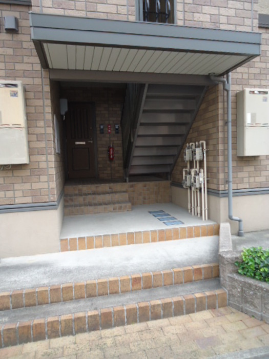 セレブヤマヨシのエントランス