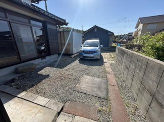 【駐車場】 | 駐車場の写真です。
複数台駐車可能です。