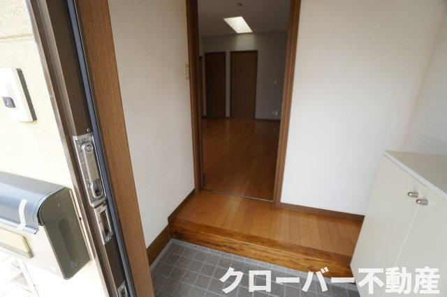 グリーンヒルわかばBの玄関