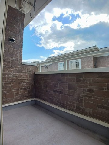 プレシャスコートＫ東松江Ⅰのバルコニー