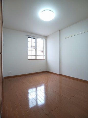 プレシャスコートＫ東松江Ⅰの内装