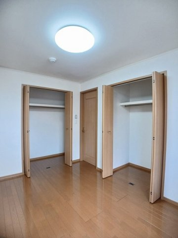 プレシャスコートＫ東松江Ⅰの収納