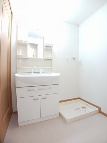 プレシャスコートＫ東松江Ⅰの洗面所