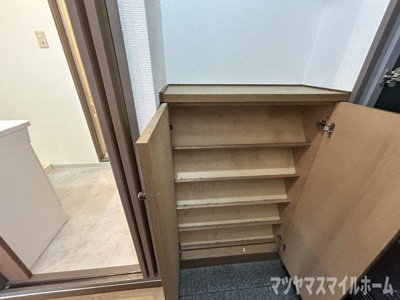 【玄関】 | メイフェアN