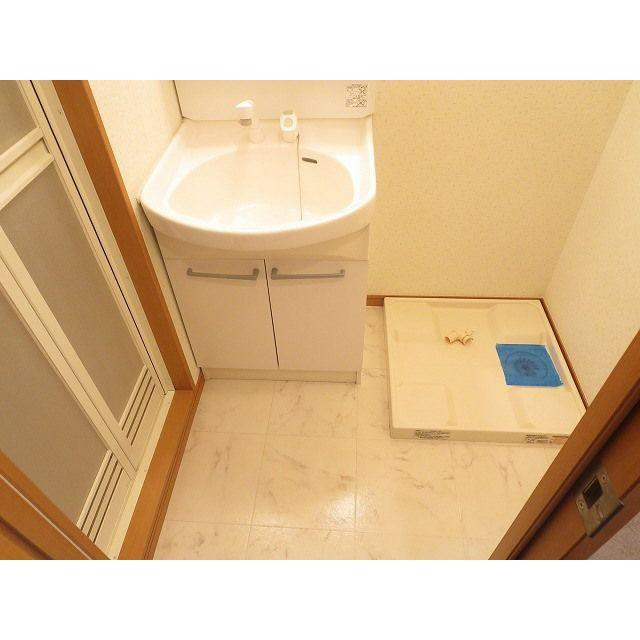 アムール 右京の内装