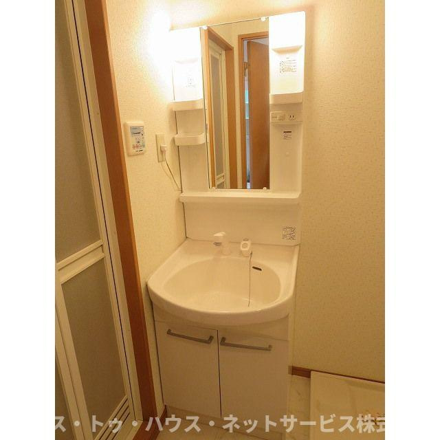 アムール 右京の洗面所