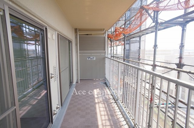 【バルコニー】 | ユニハイム平野北 | 西向きのバルコニー☆※只今大規模修繕工事中：2025年8月31日完了予定です。