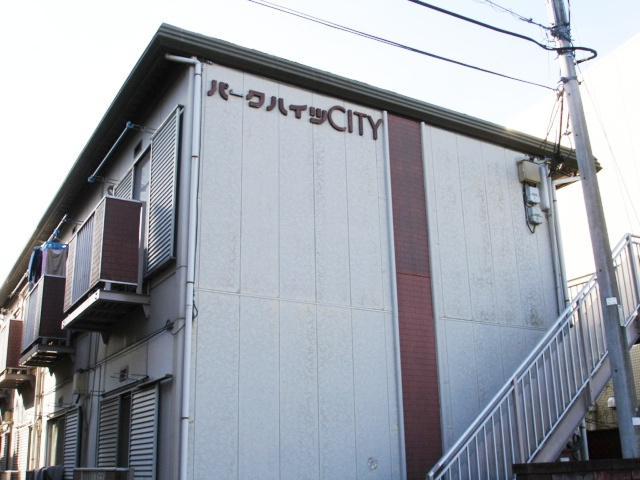 府中市朝日町２丁目のアパート