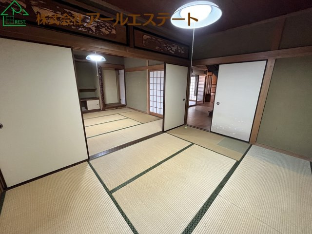 姫路市保城　　JR「野里駅」徒歩13分の寝室