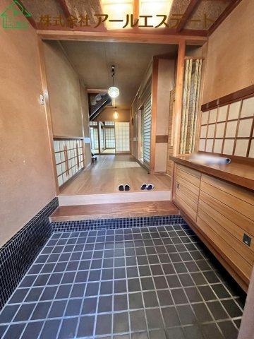 姫路市保城　　JR「野里駅」徒歩13分の玄関