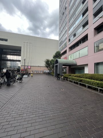 スカイハイツトーカイの駐車場