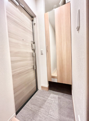 【玄関】 | ラリュール清川C