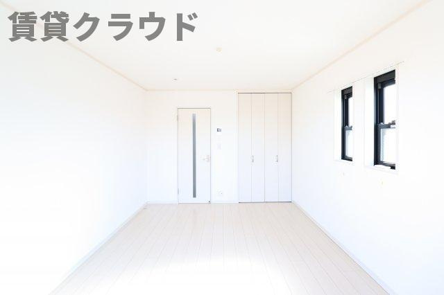 グランウエストの居間・リビング|こちらの居間で趣味の時間をお楽しみください