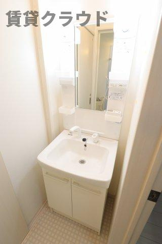 グランウエストの洗面所|おしゃれな内装です
