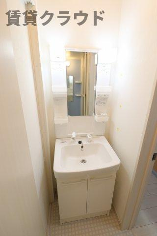 グランウエストの洗面所|忙しい朝には欠かせない洗面所です