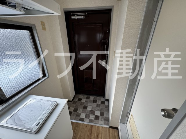 MJメゾン下小阪の玄関|落ち着いた玄関です