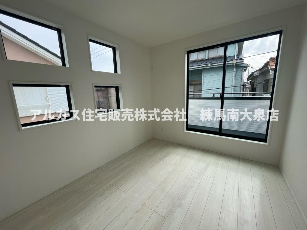 西東京市下保谷1丁目　新築一戸建　西武池袋線　保谷の洋室