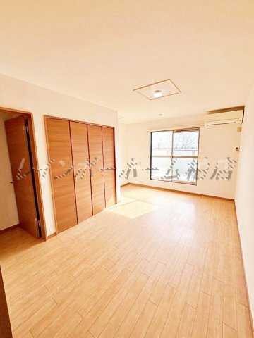 仲介手数料（賃料の1.10ヵ月）の50％OFF対象物件！の居間・リビング|リビングです