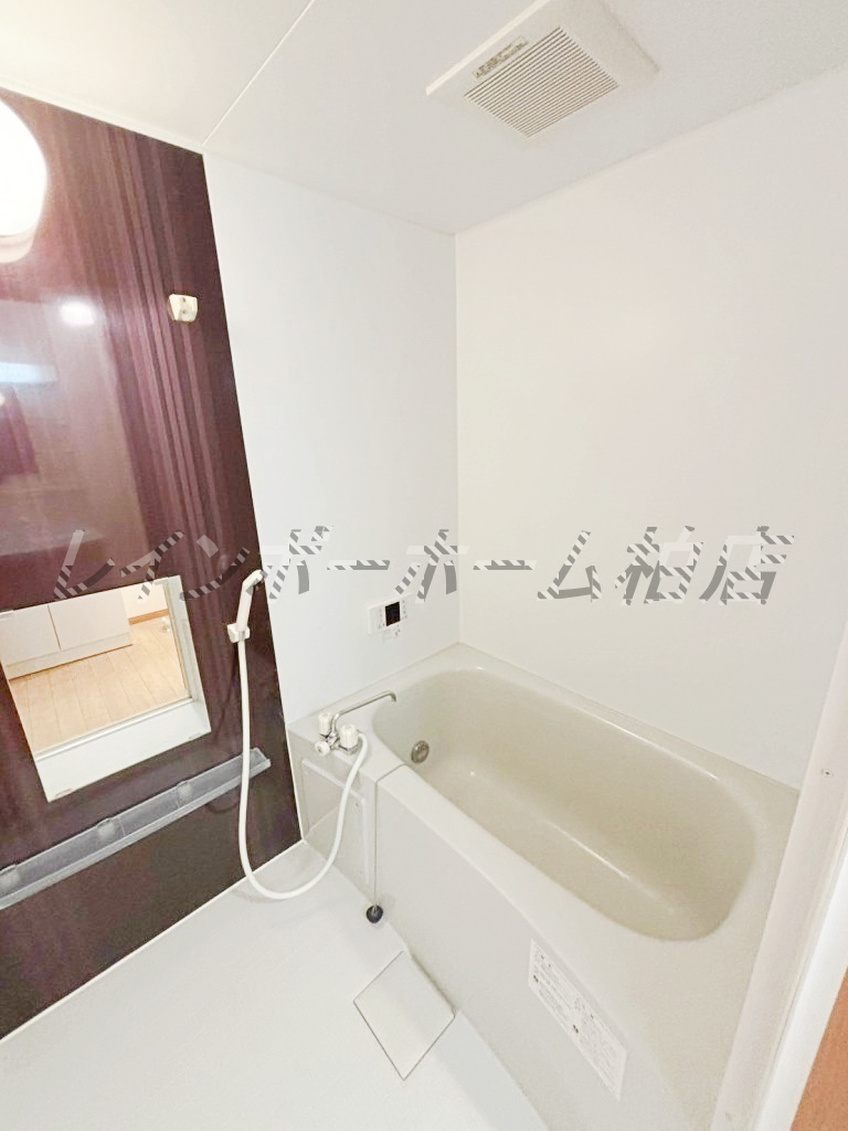 仲介手数料（賃料の1.10ヵ月）の50％OFF対象物件！の浴室|ゆったり過ごせるお風呂です