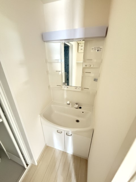 ヴィラナリー加古川の洗面所|コンパクトで使いやすい洗面所