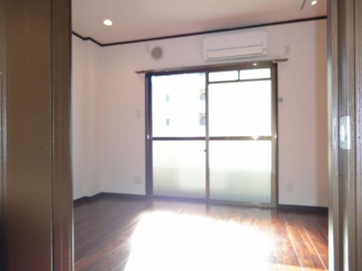 【居間・リビング】 | サンハイツ | 冬でもぽかぽかのお部屋です。