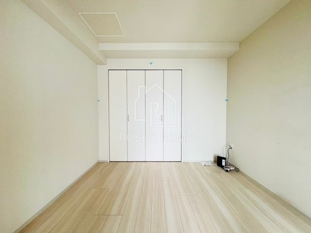 イルミナルグランデの洋室|同マンション別部屋：参考写真