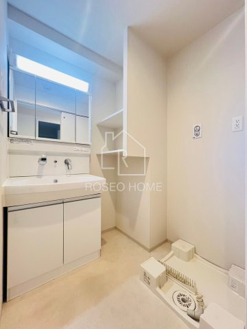 イルミナルグランデの洗面所|同マンション別部屋：参考写真