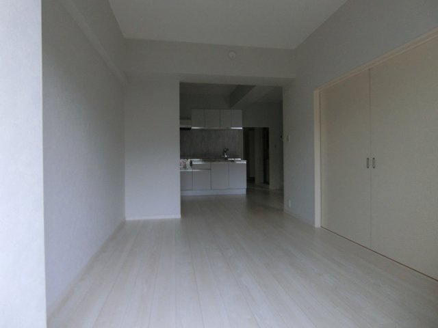 エントピア多摩川の洋室