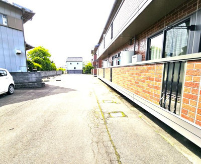 【駐車場】 | ウィルモア夷山B | 駐車場完備です