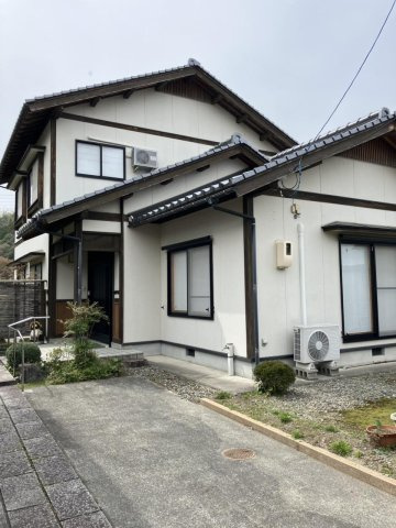 【No.7346】鹿野町今市中古住宅/6DK/温泉引込可の駐車場