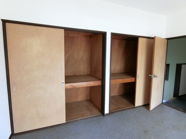 大網白里市南横川貸家の収納