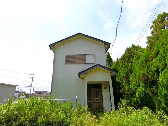 大網白里市南横川貸家の外観