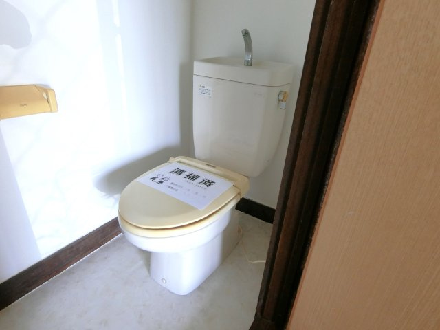 大網白里市南横川貸家のトイレ