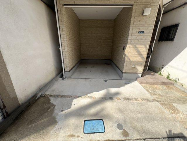 緑が丘１丁目　中古一戸建ての駐車場|■物件内覧・資金計画相談・住宅ローン相談、リフォーム相談、お問合せ受付中■
※当日・翌日のご内覧、ご相談はお電話でのお問合せがスムーズです！