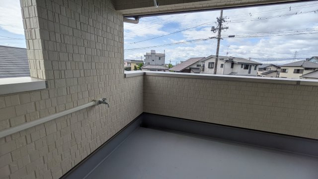 中古住宅　下西郷2丁目のバルコニー